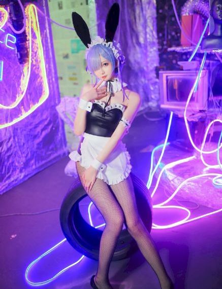 迪拜的女孩_剧情片天堂在线